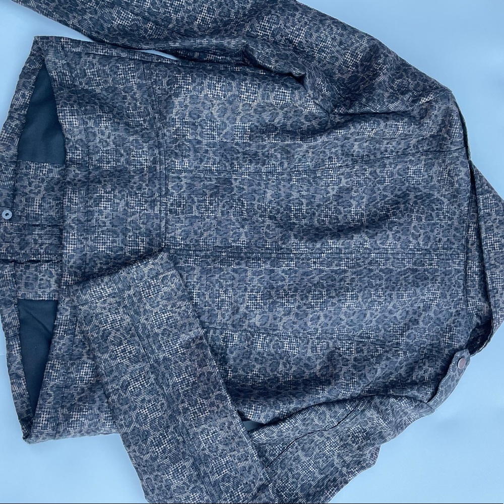 Like Cheetah light weight bomber jacket - Picture 2 of 7